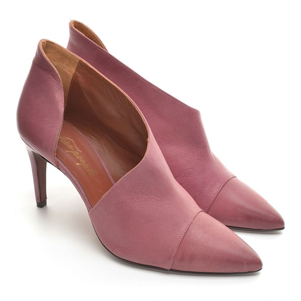 FREE PEOPLE 39 leather pointed toe stilettos booties purple